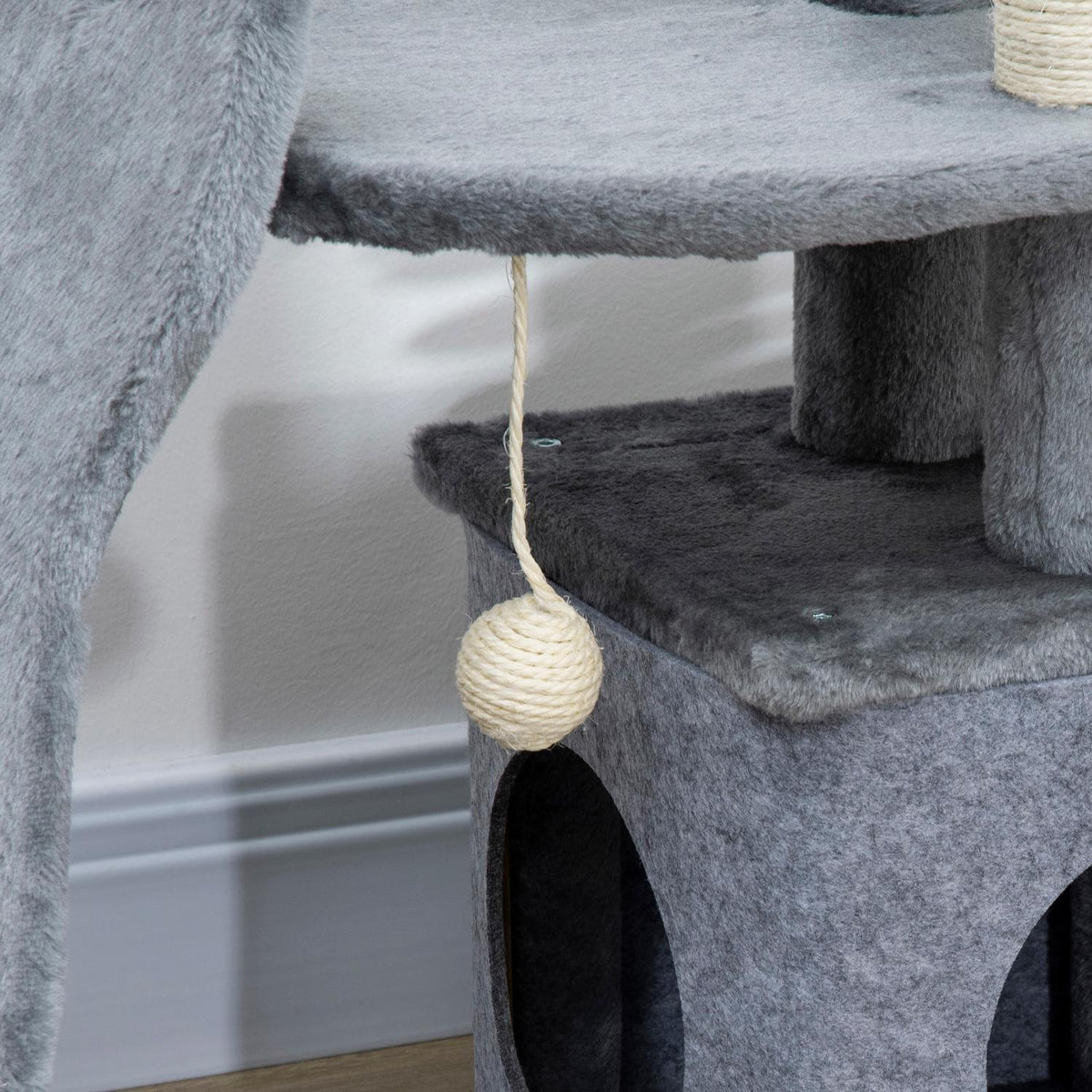 Scratching Post 83H Cm Cat Tree With Scratching Board & Cat Cave, Climbing Tree With Platforms & Ramp, Cat Toy, Grey+Cream White
