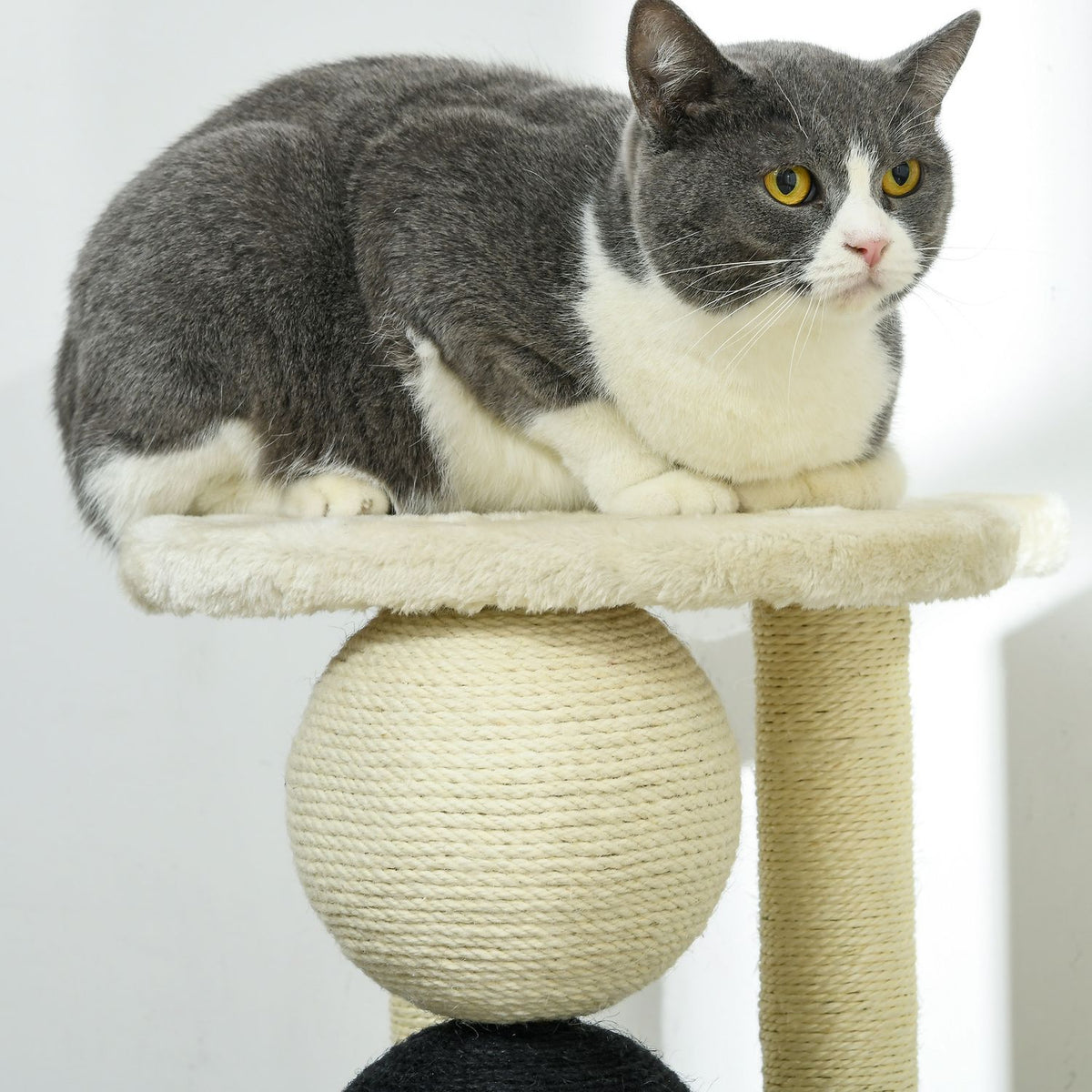 Scratching Post With Platform, 2 Sisal Posts, 4 Sisal Balls, E1 Chipboard, Compact, 38X38X64Cm