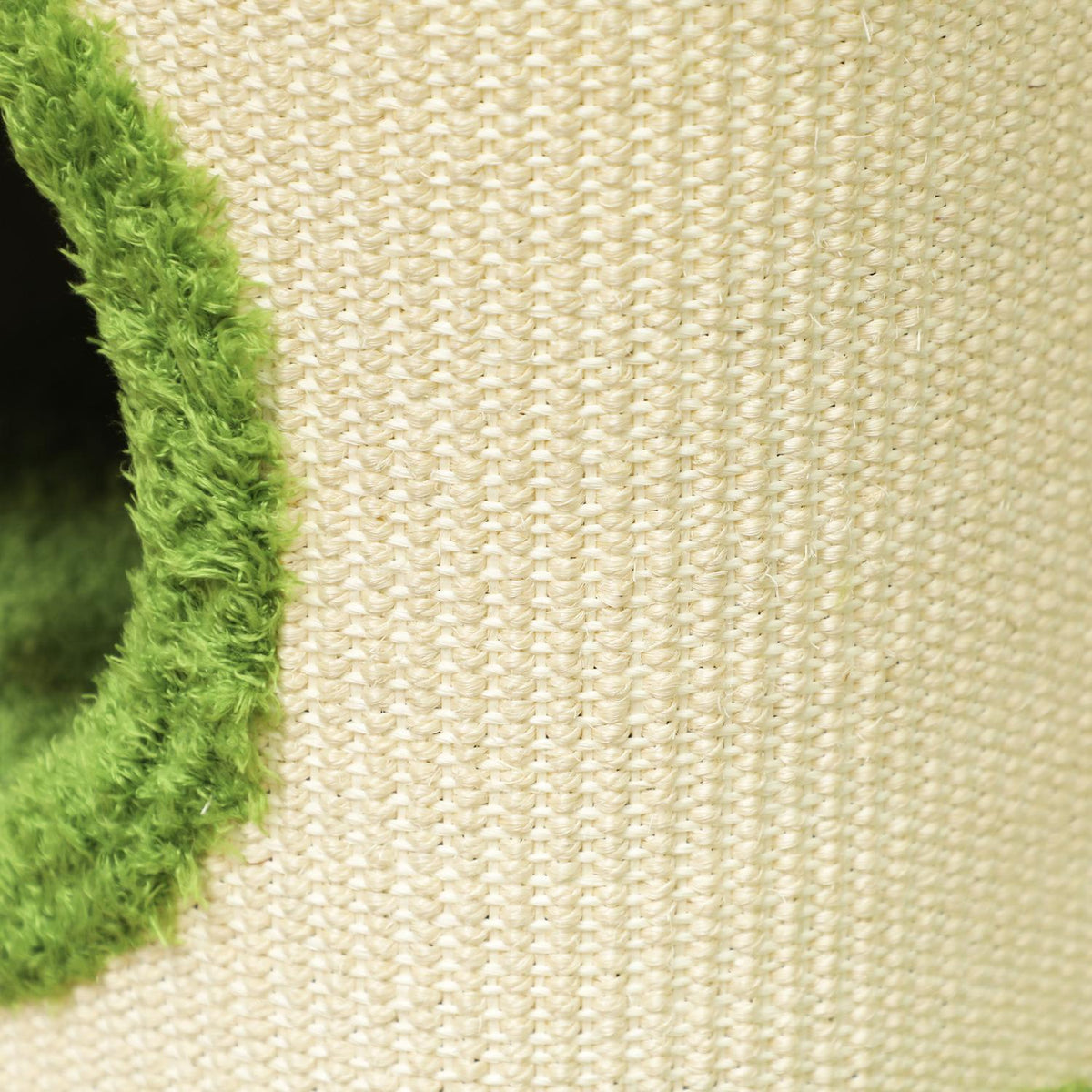 Scratching barrel, 52 cm high, cat barrel with 2 caves, scratching post with ladybird toys, cat tower made of sisal, for cats up to 5 kg, green + cream white
