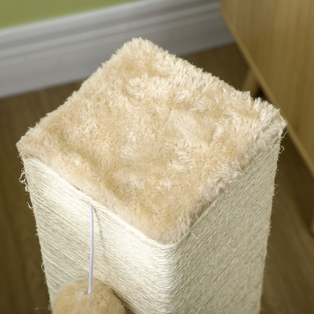 Scratching post, 79cm scratching post with fur brushes, jute cat scratching post with play ball, scratching post for cats under 4.5 kg, cat scratching furniture, indoor, beige