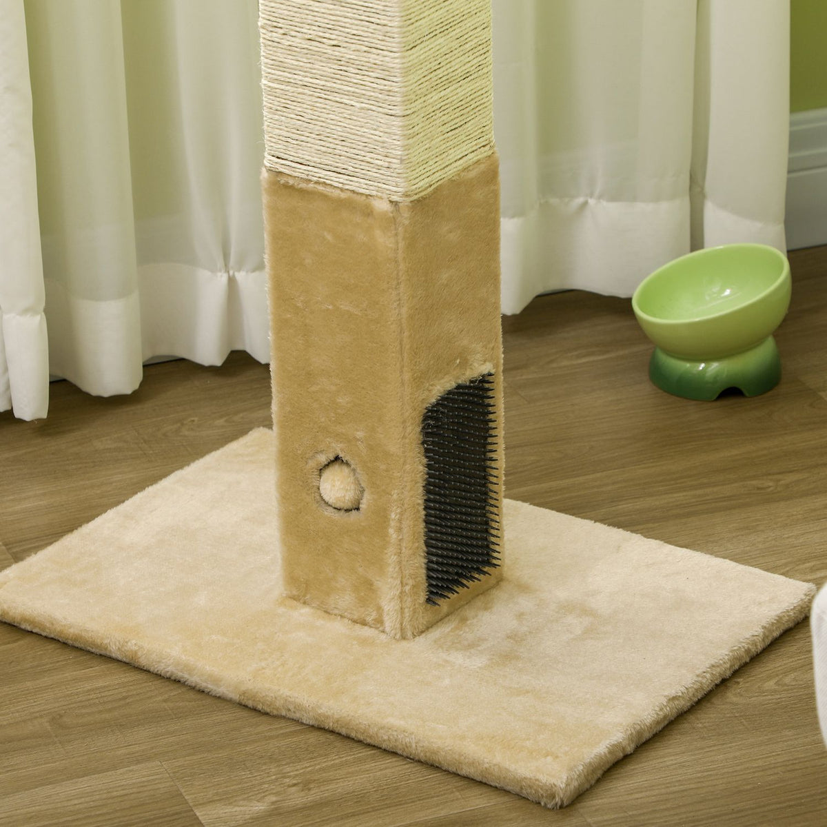 Scratching post, 79cm scratching post with fur brushes, jute cat scratching post with play ball, scratching post for cats under 4.5 kg, cat scratching furniture, indoor, beige