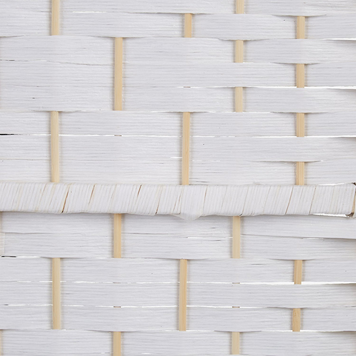 Screen wall with 4 panels