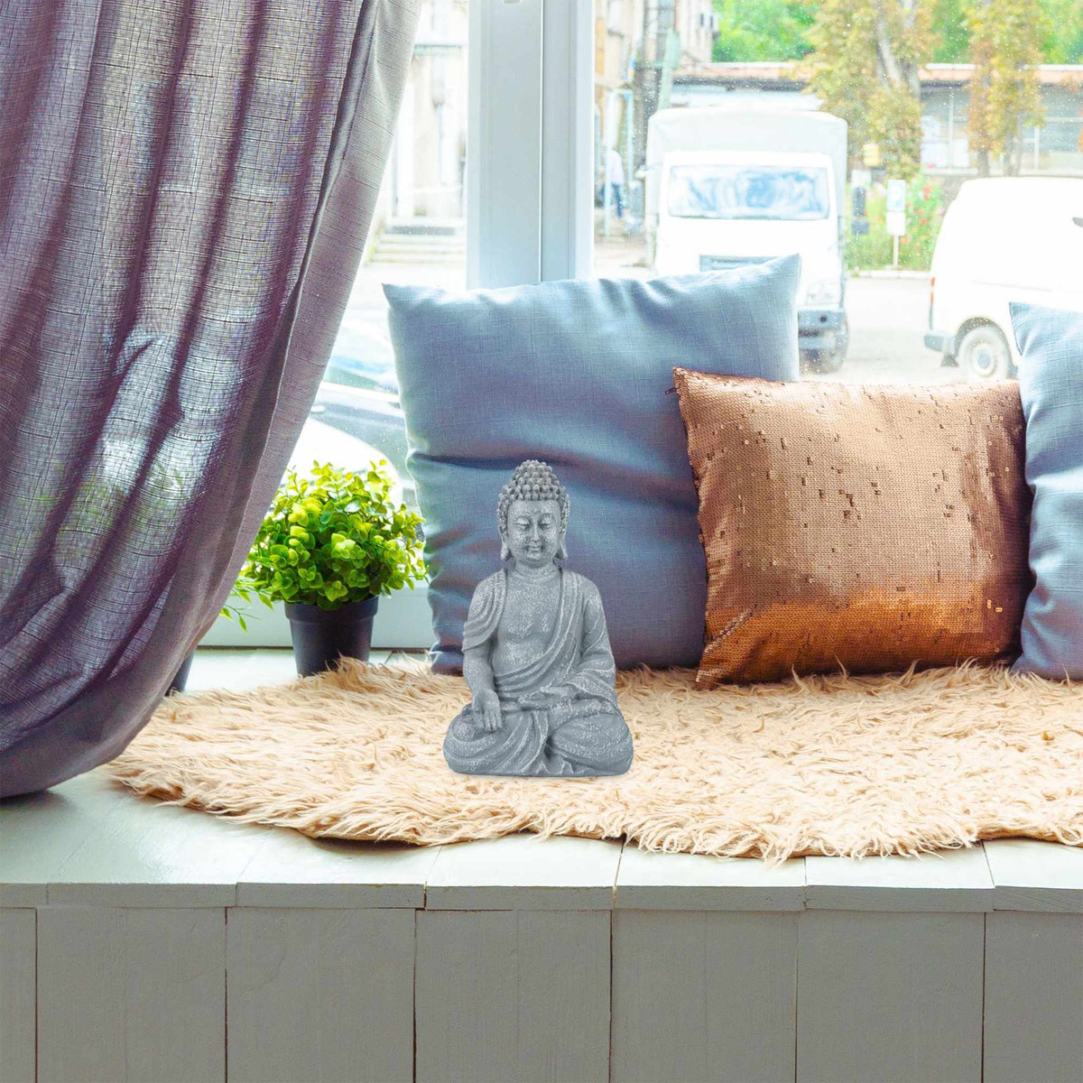 Seated Buddha figure 30 cm