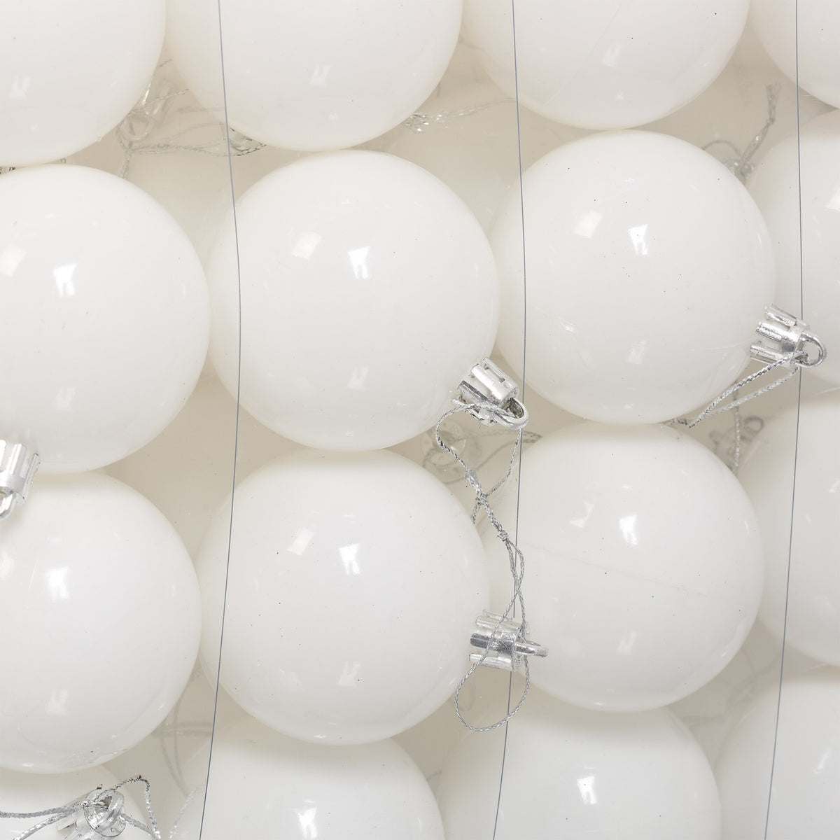 Set of 100 Glossy Christmas Tree Baubles