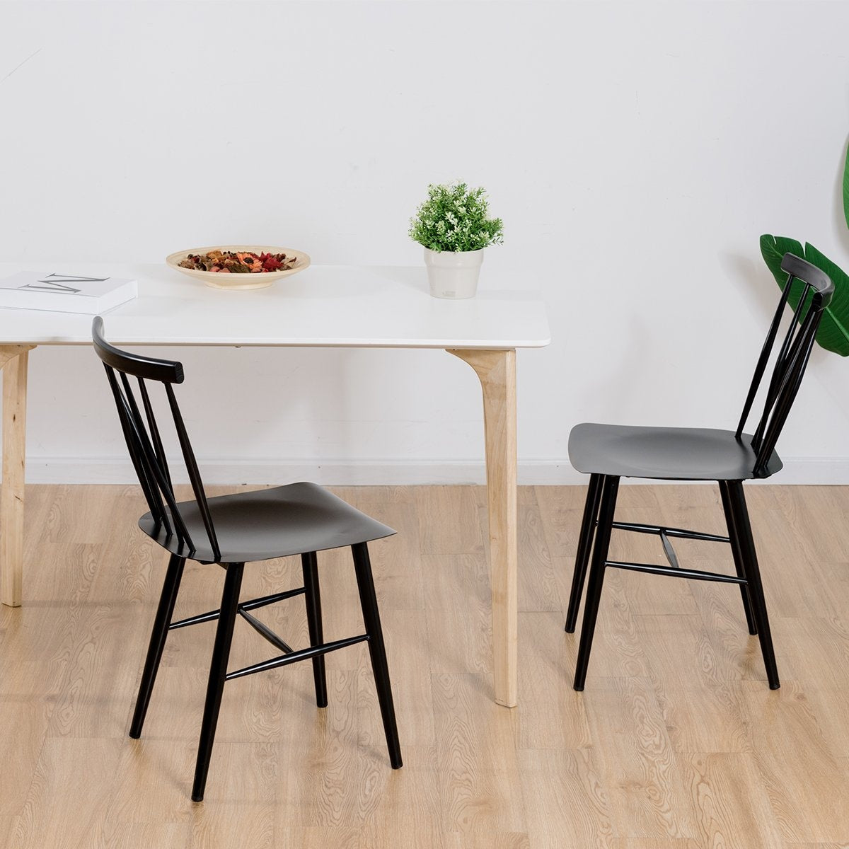Set of 2 metal dining chairs with 43.5 cm seat height, X-shaped backrest, pack of 2 industrial trattoria chairs