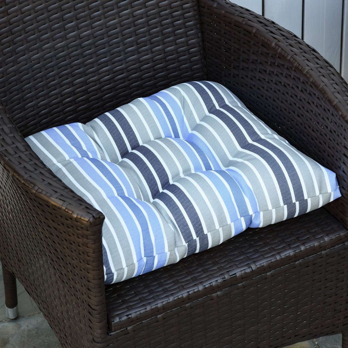 Set of 2 seat cushions, chair cushions, easy to clean, blue stripes, 50Lx45Wx8D cm