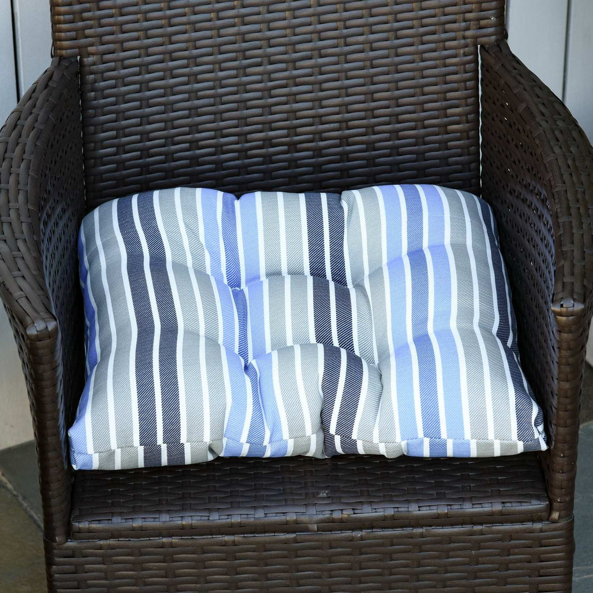 Set of 2 seat cushions, chair cushions, easy to clean, blue stripes, 50Lx45Wx8D cm