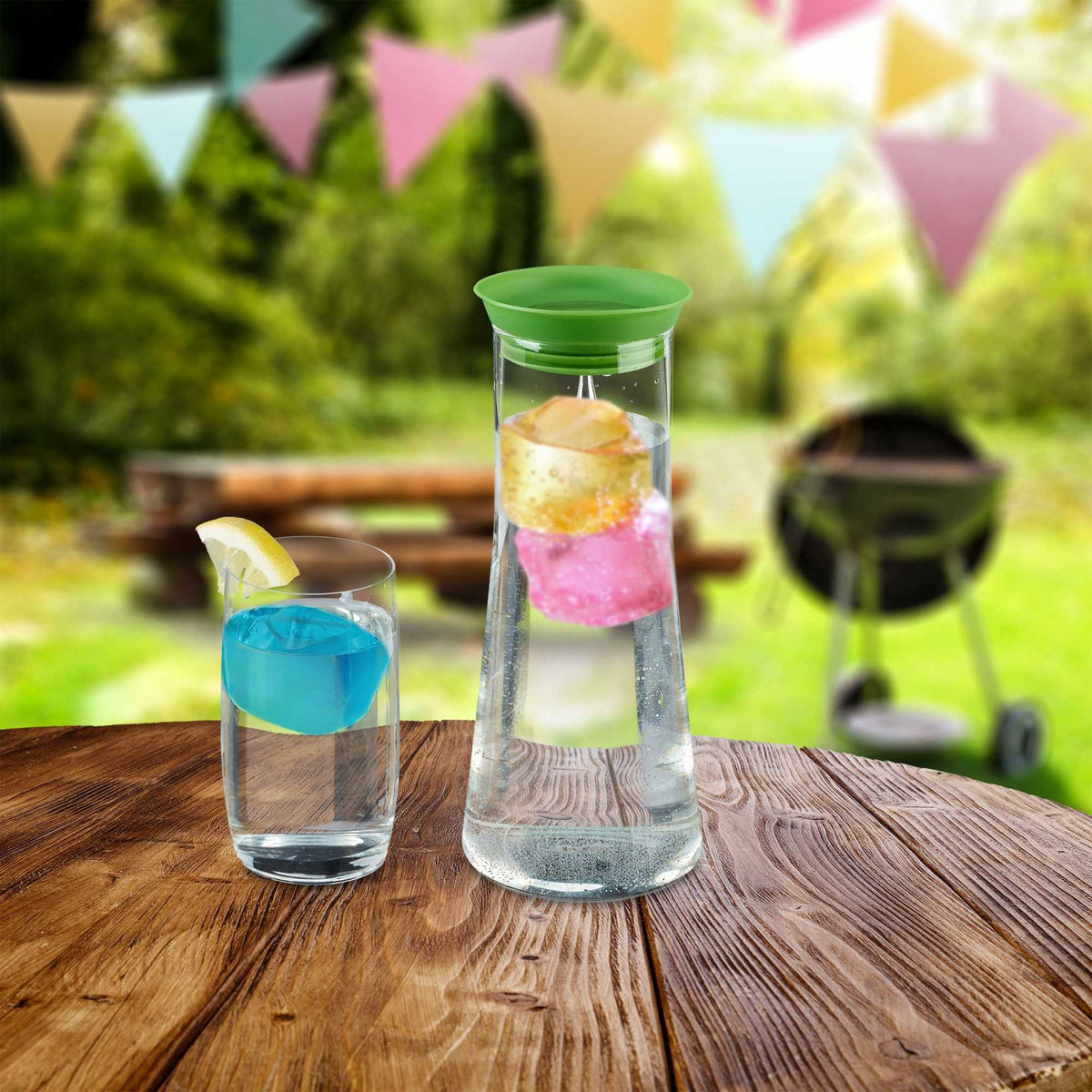 Set of 36 reusable ice cubes