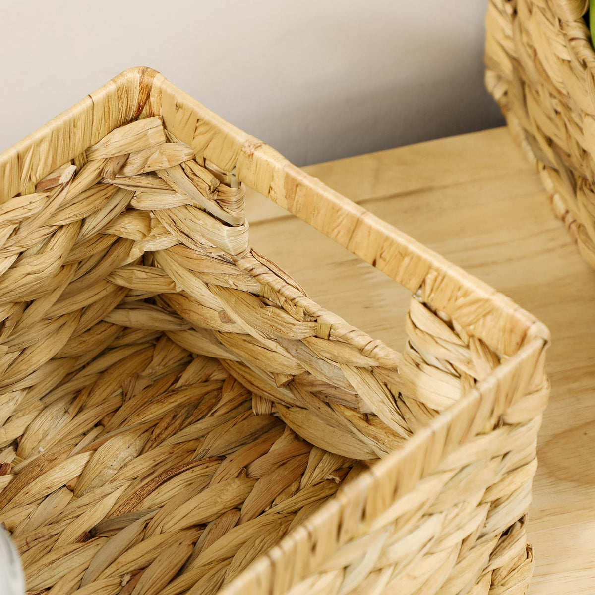 Set of 3 Storage Baskets, Woven Water Hyacinth Baskets for Storage and Organizing, Living Room, Kitchen, Bedroom, 40x30x18cm, Natural Wood