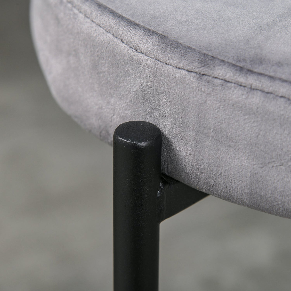 Set of 4 dining stools counter stools with padded seat round stools bar stools velvet touch polyester steel gray 41.5 x 41.5 x 46 cm