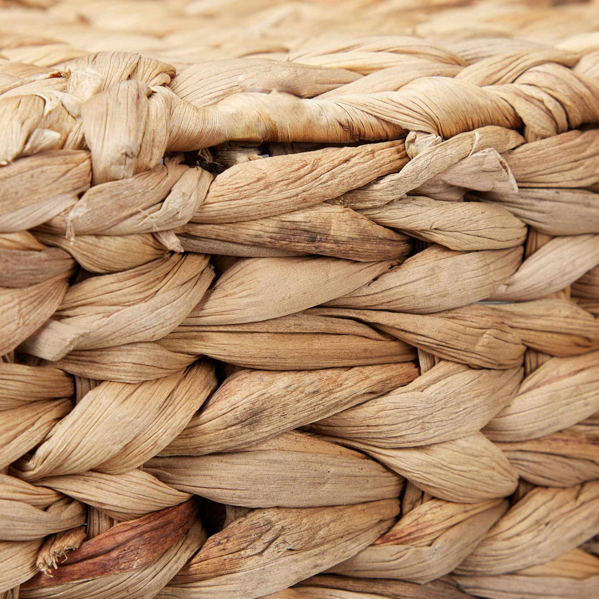 Set of storage baskets water hyacinth