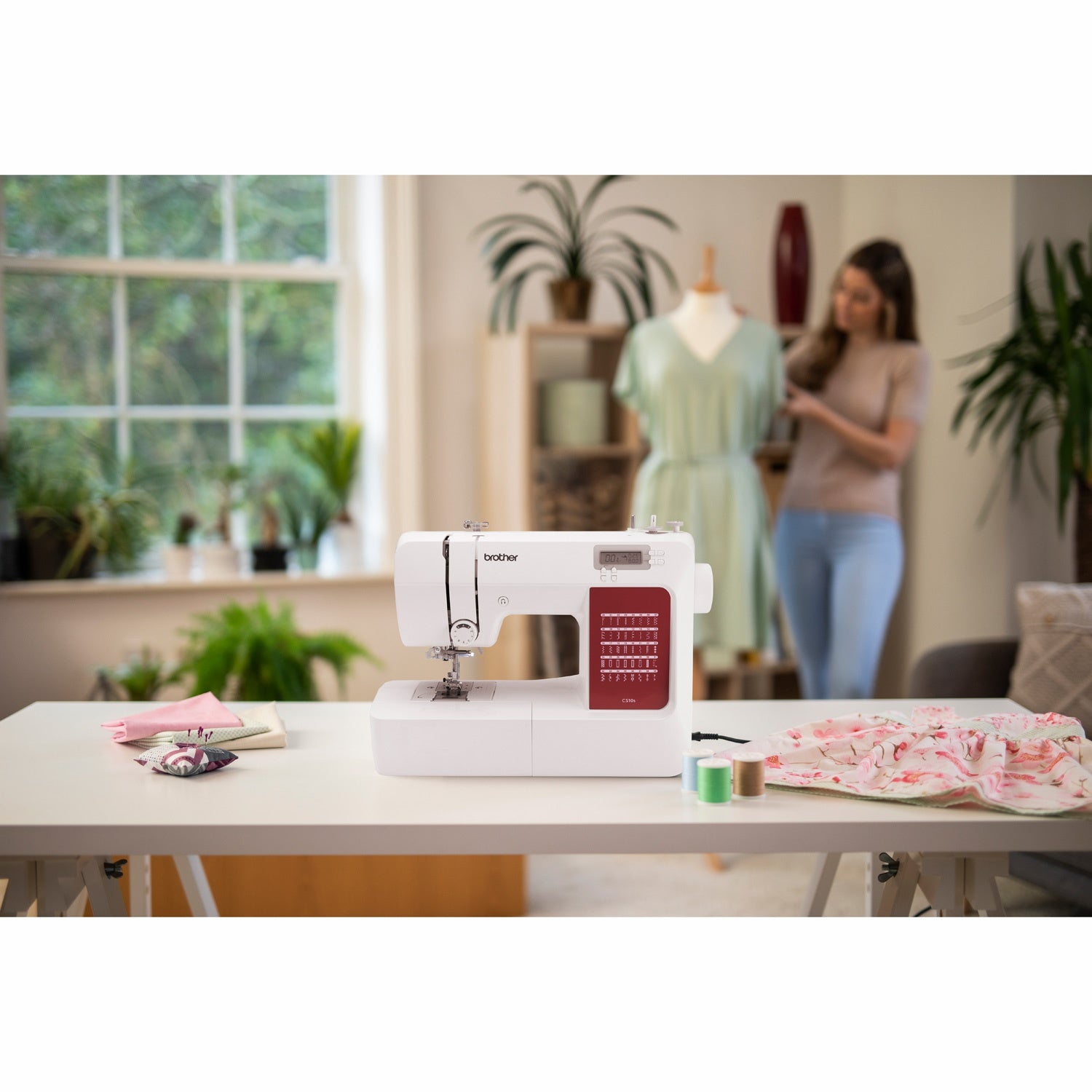 Sewing machine CS10S Electronic