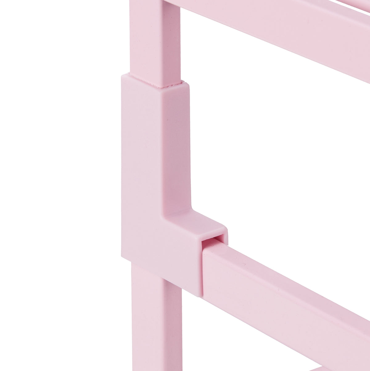 Shoe shelf in pink