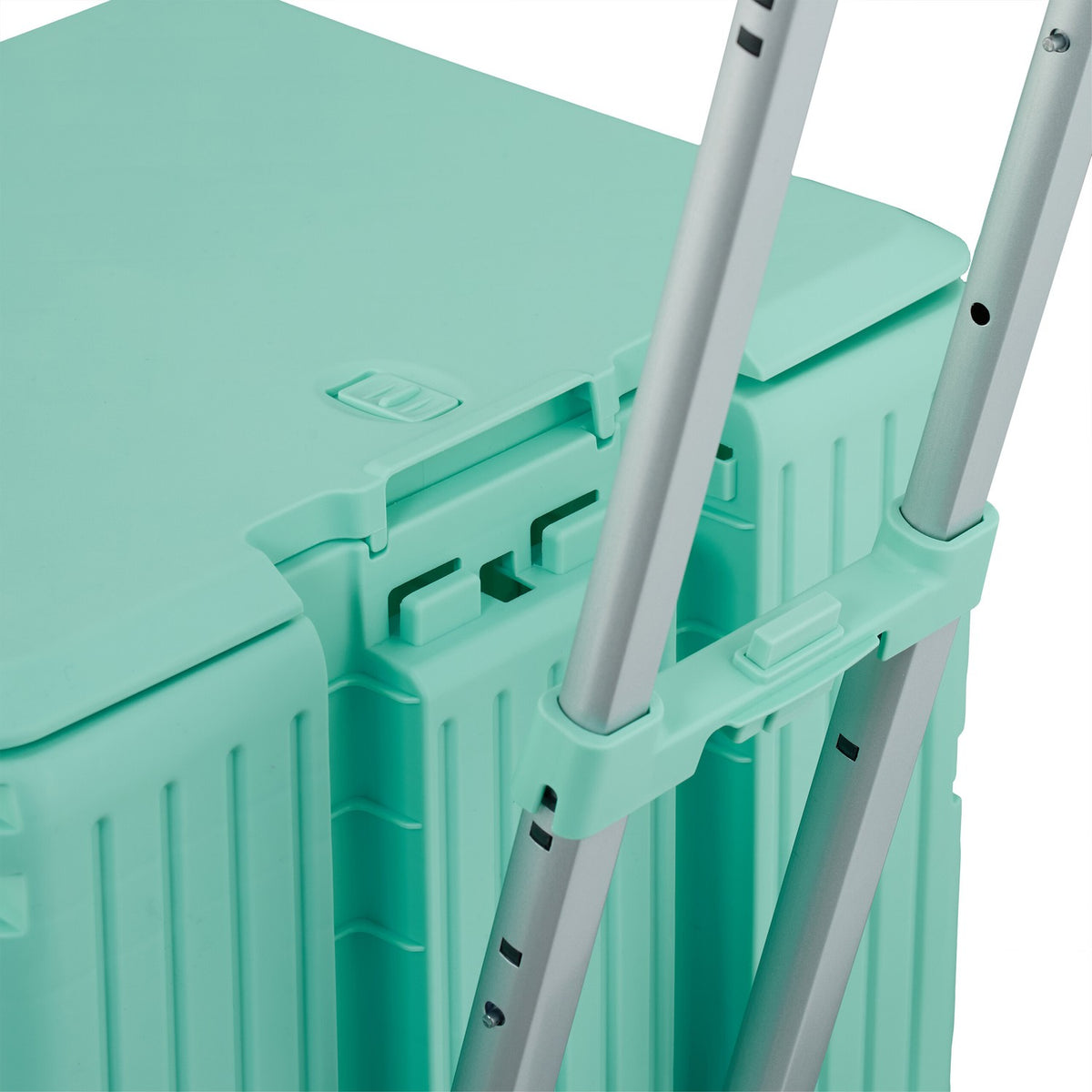 Shopping cart with hood
