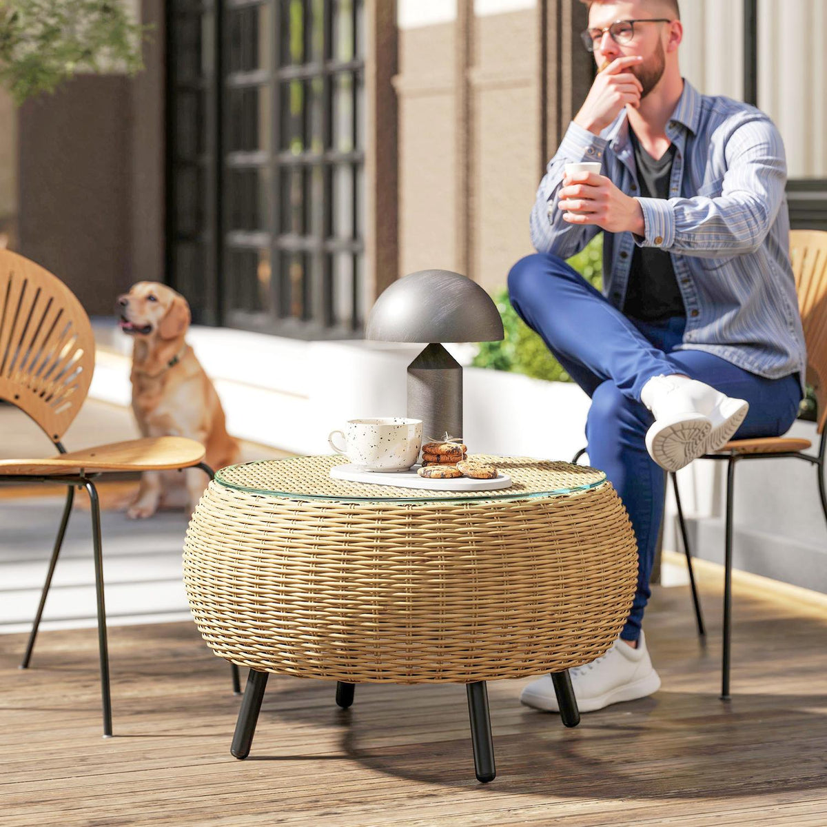 Side table made of polyrattan, round coffee table, coffee table with glass table top, balcony table, garden table, sofa table, tea table, rattan table for garden, terrace, balcony, Ø75 x 42 cm, brown