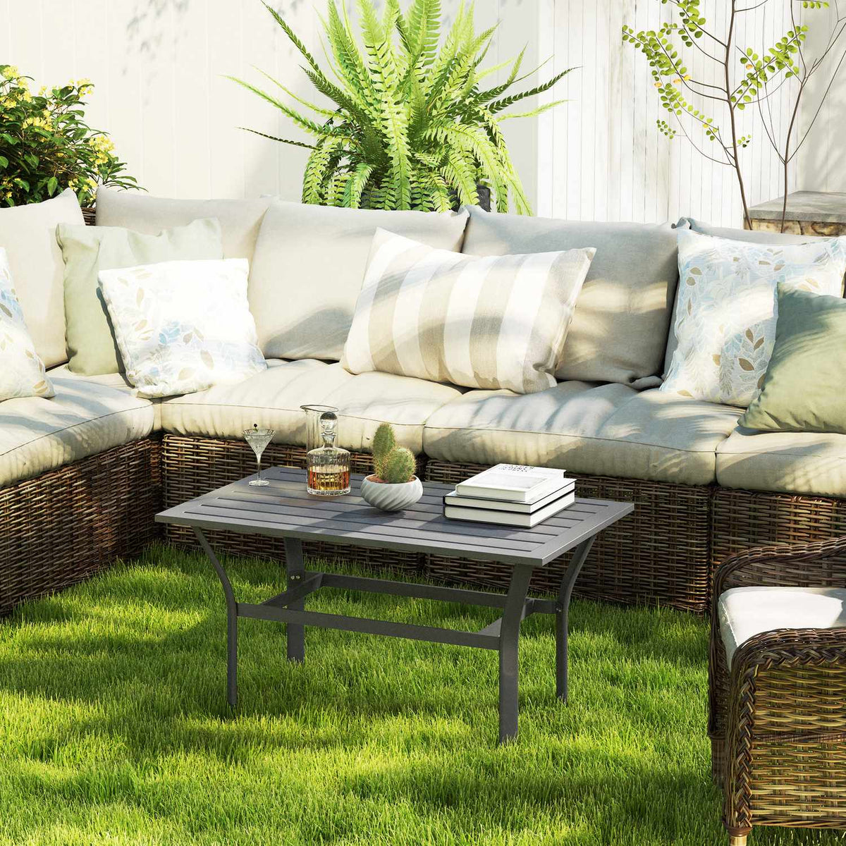 Side table metal balcony table with slat design weatherproof coffee table garden table easy-care sofa table outdoor table for balcony garden terrace veranda 91.5 x 55 x 45 cm dark gray