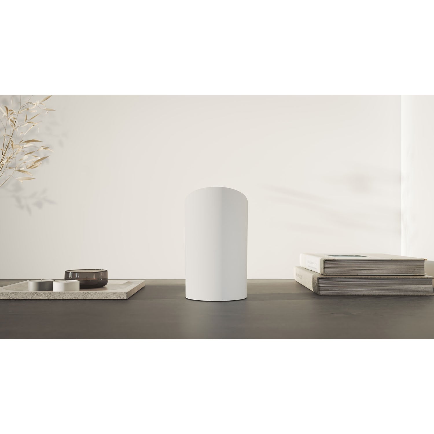Smart LED Wall Light, White & Color Ambiance, 1035 Lumens