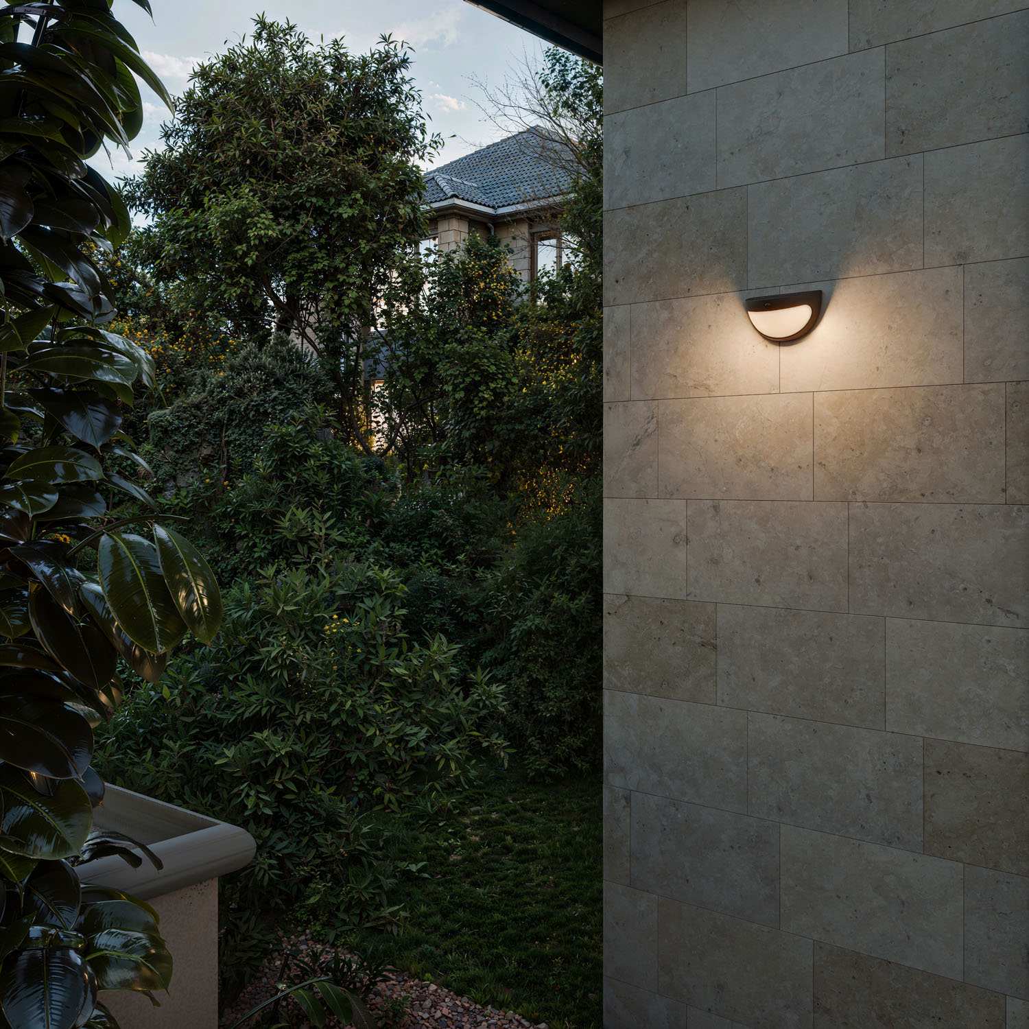 Solar Wall Light, Black, Dual Brightness, LED, IP44