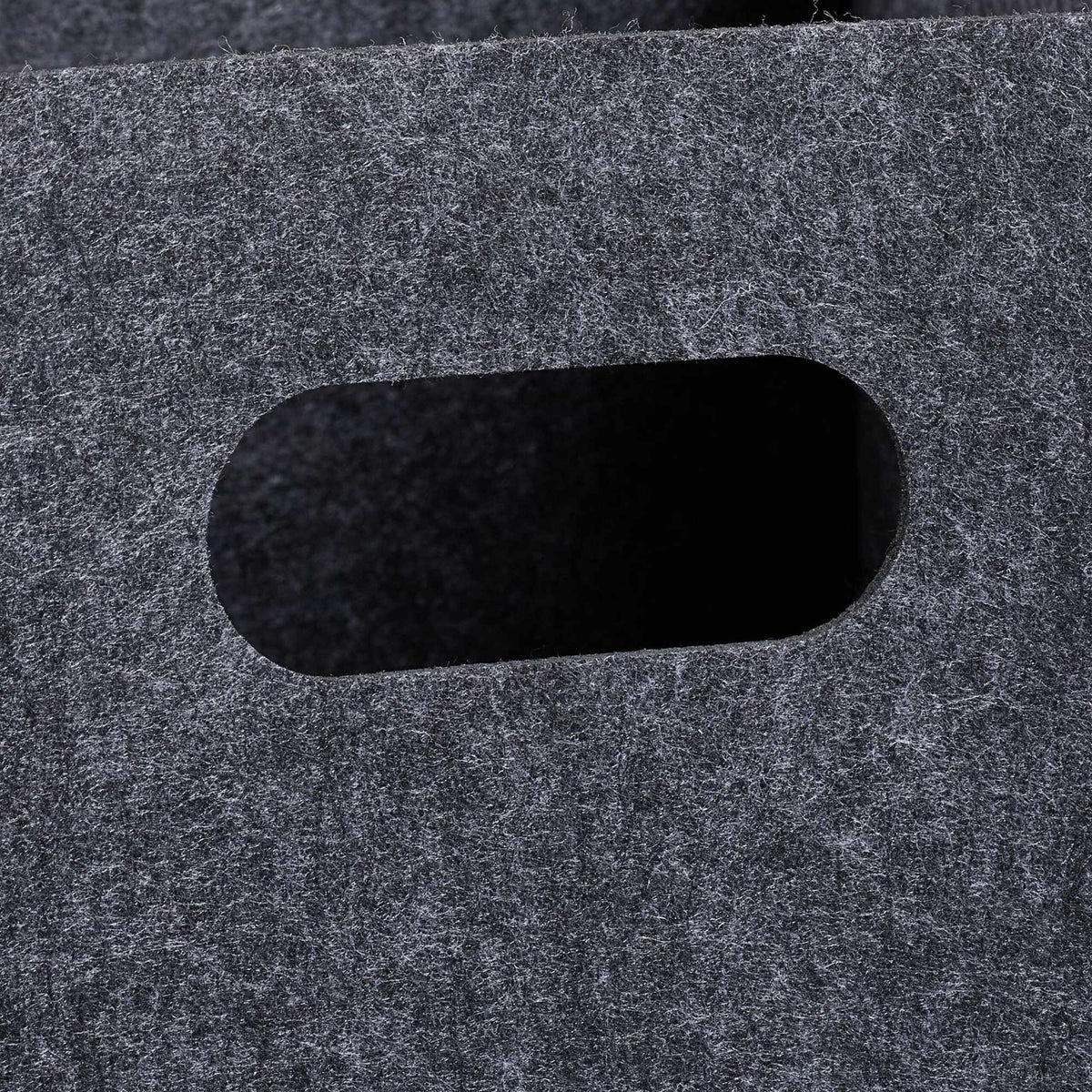 Square basket in felt