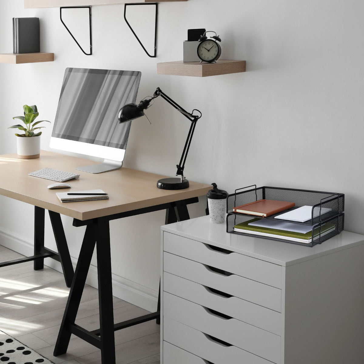 Stackable metal document tray