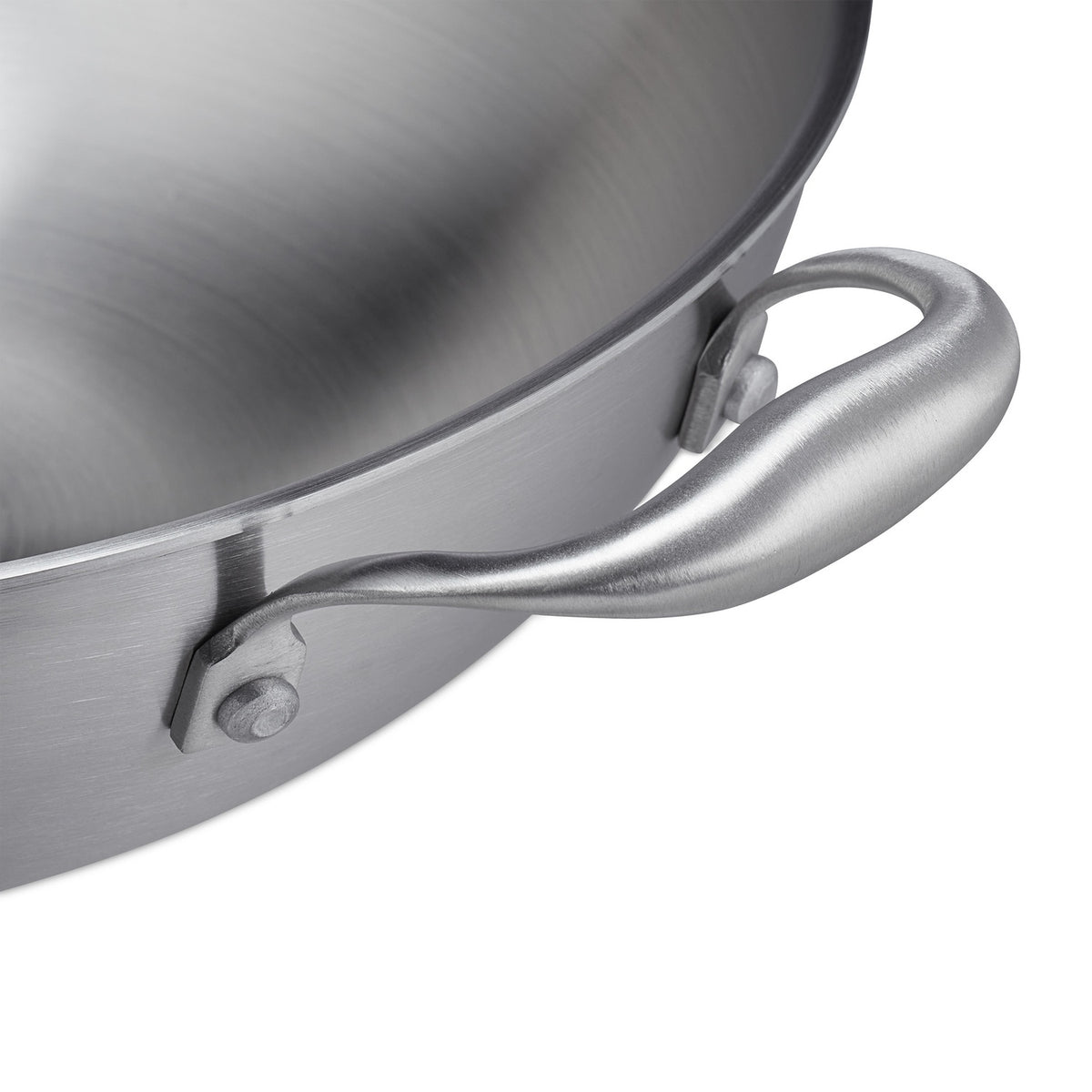 Stainless steel wok with lid