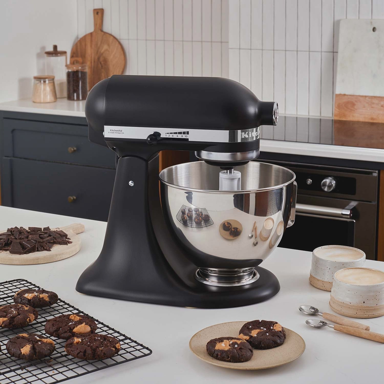 Stand Mixer 4.3L, Black Matte, Stainless Steel Bowl
