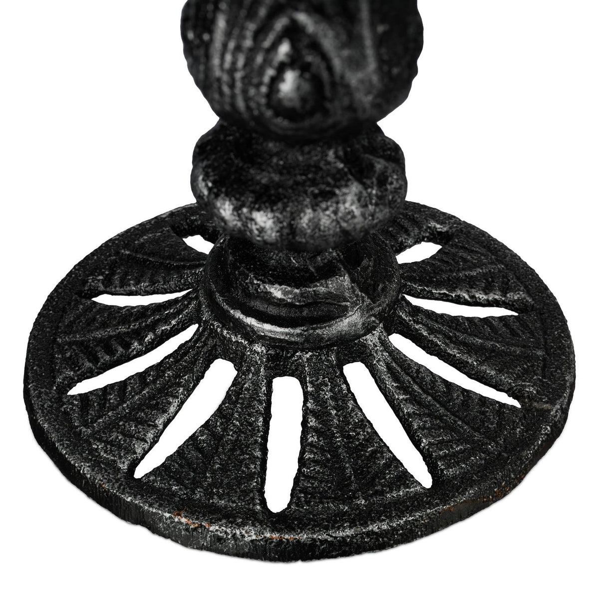 Standing bird bath in cast iron