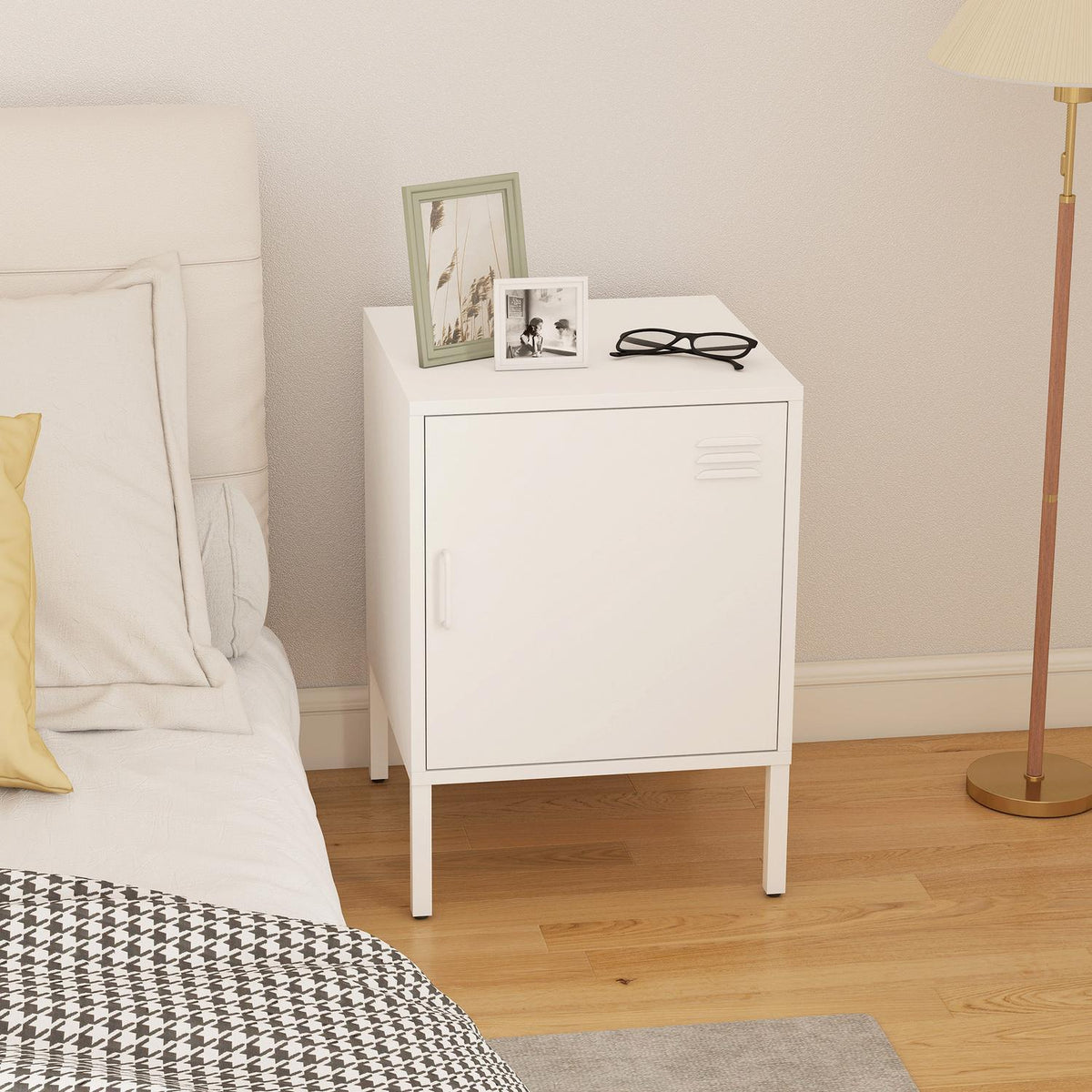 Steel Nightstand with Adjustable Shelf – White, 40x40x56 cm