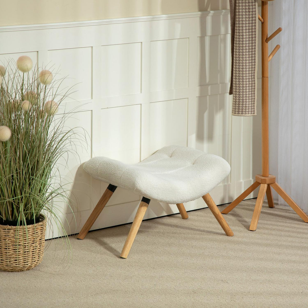 Stool, footstool with Berber fleece fabric, upholstered stool with a load capacity of up to 120 kg, for living room, bedroom, 60.5 x 45 x 38 cm, cream white
