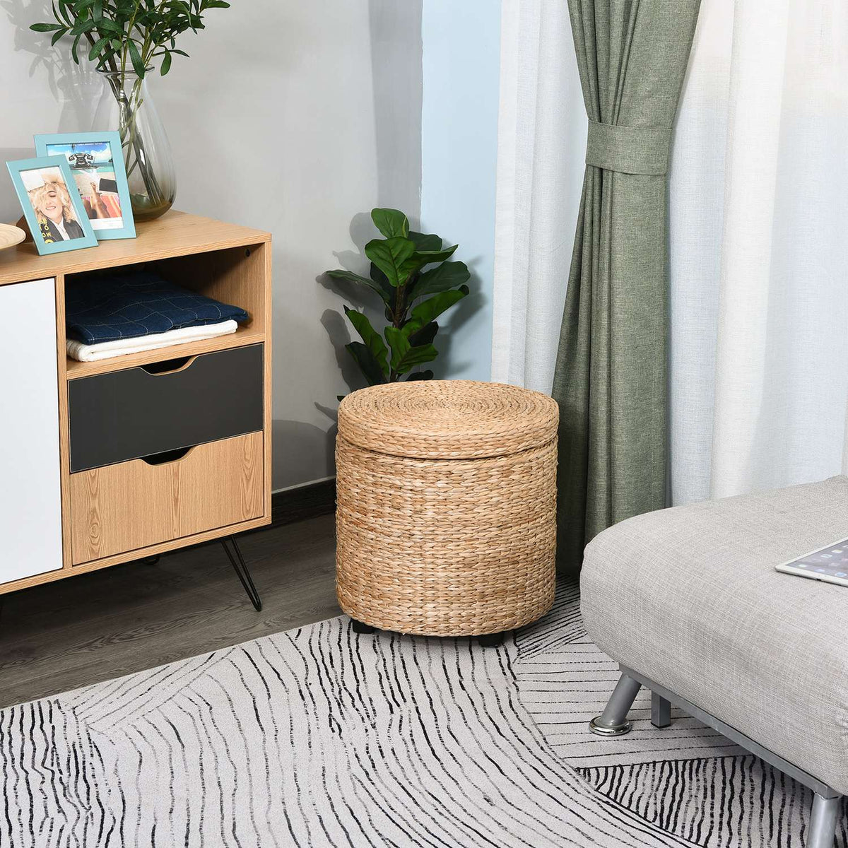 Stool with storage space Footstool with storage box, removable lid, straw rattan, khaki, Ø43x43cm