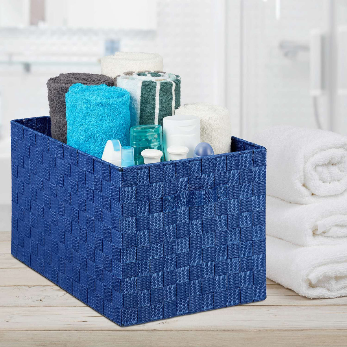 Storage basket with 5 compartments