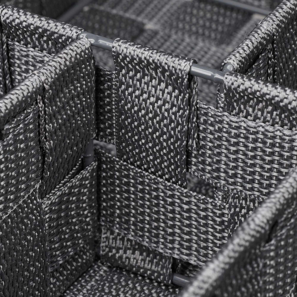 Storage basket with 5 compartments