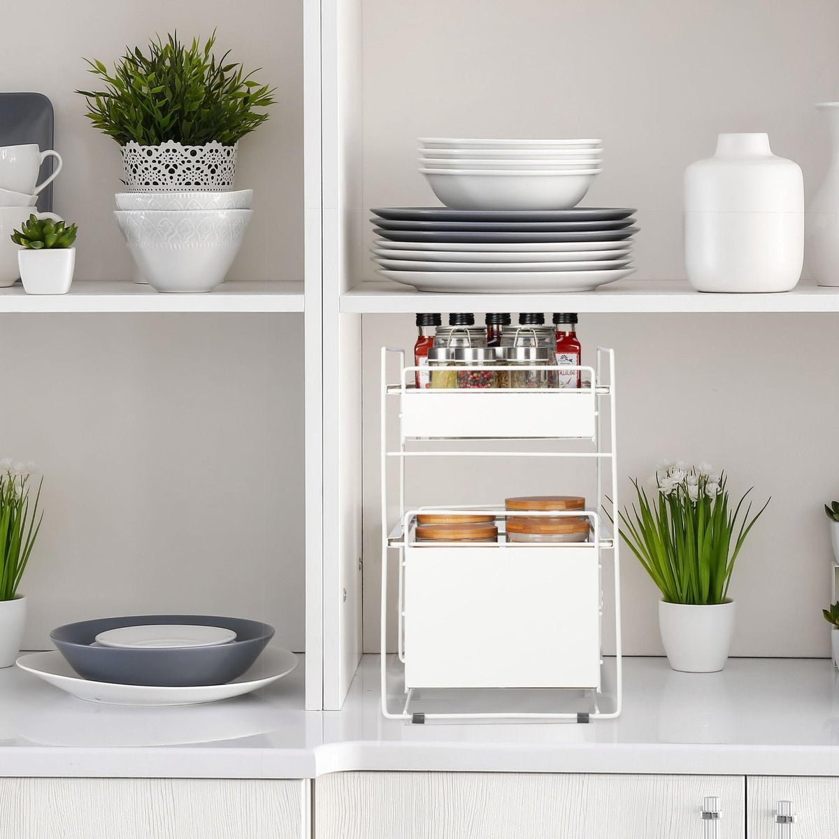 Storage with 2 drawers