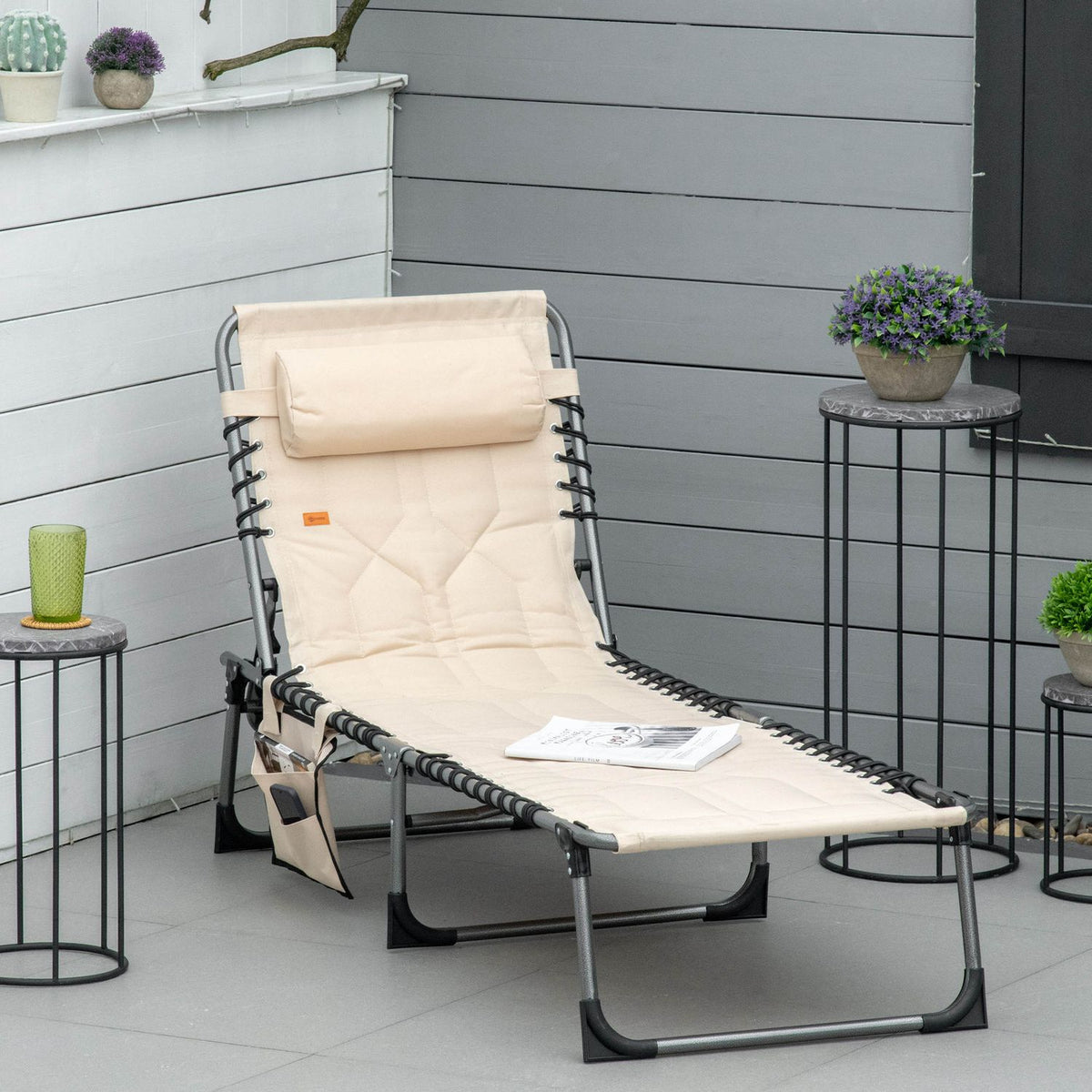 Sun lounger, folding garden lounger with pillow, side pocket, deck chair with 5-way adjustable backrest, weatherproof camping lounger can hold up to 130 kg, for garden, beach, pool, beige