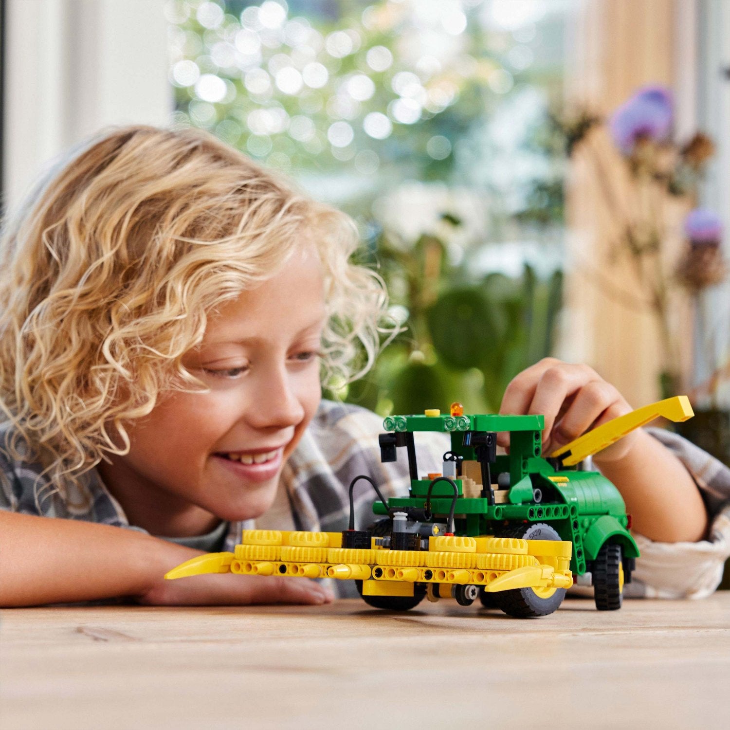Technic - John Deere 9700 Forage Harvester 42168