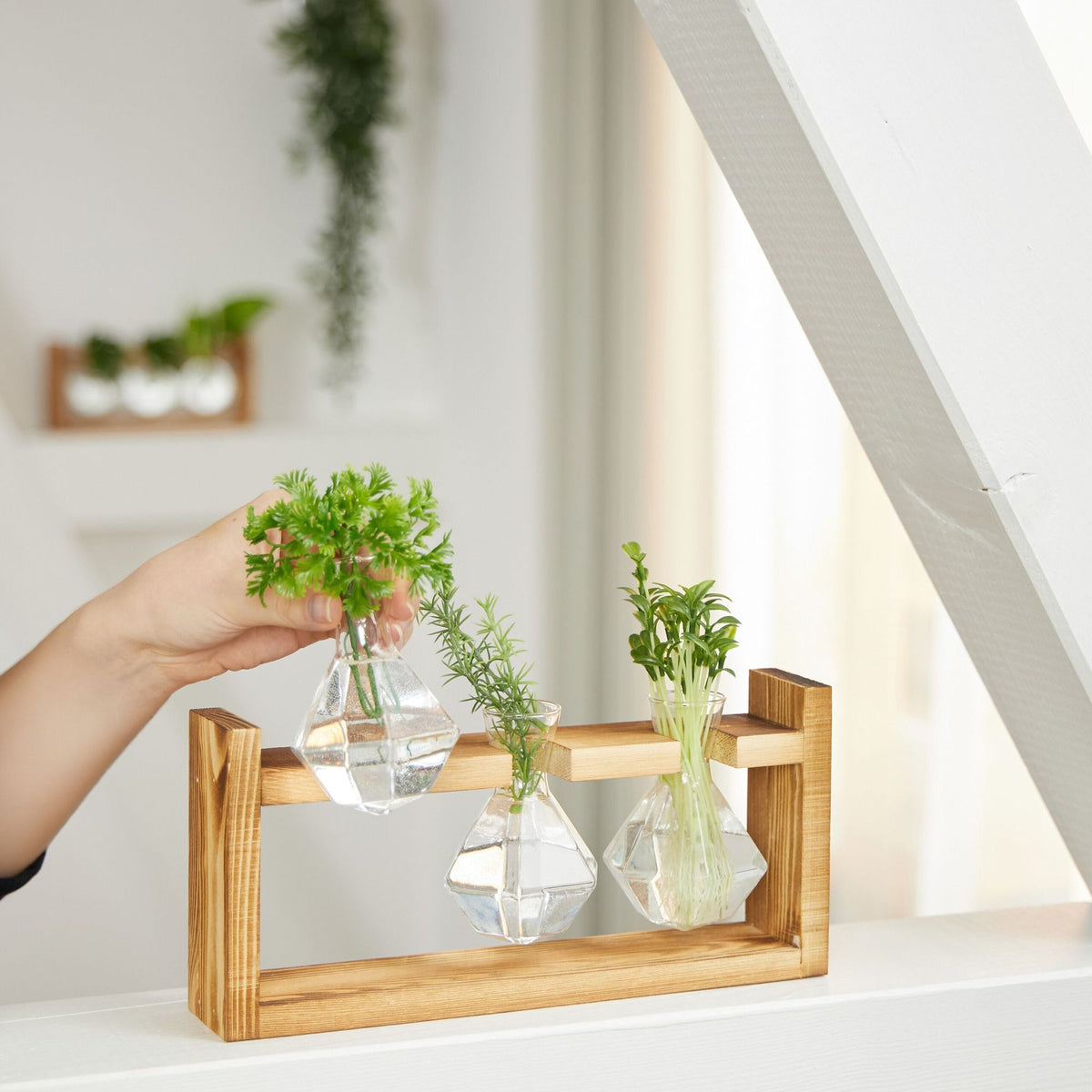 Test tube vase with stand
