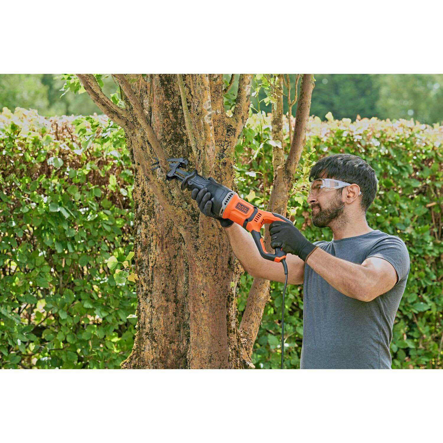 Tiger/Sword saw 750W branch holder & two saw blades