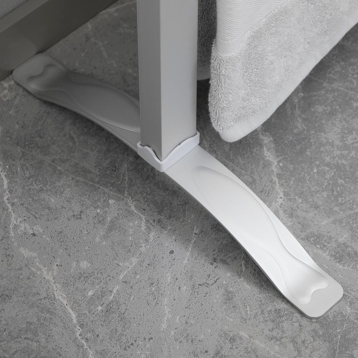 Towel Radiator Bathroom Radiator With 6 Heating Rods Towel Dryer Towel Warmer Electric Radiator For Bathroom Aluminum White
