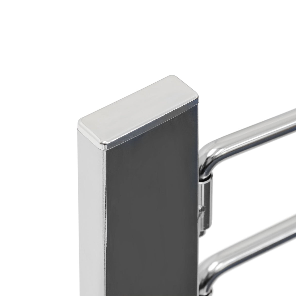Towel hanger in chrome