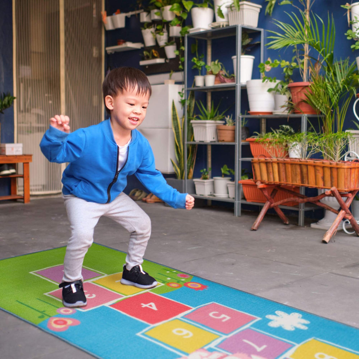 Trampoline for children 180 x 70 cm