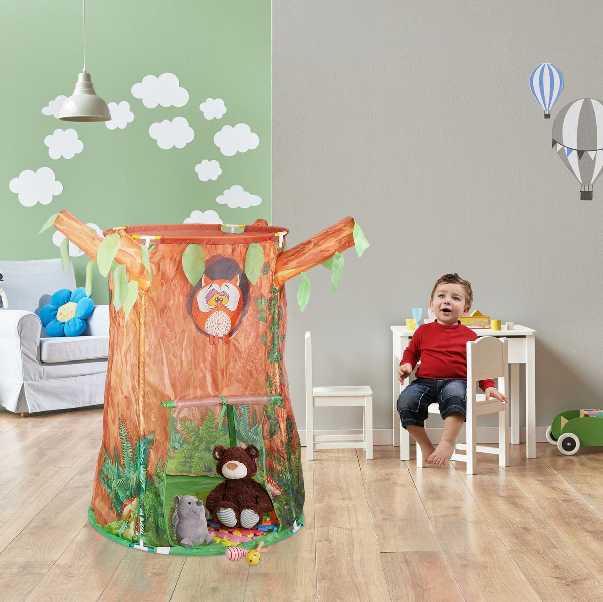 Tree trunk play tent