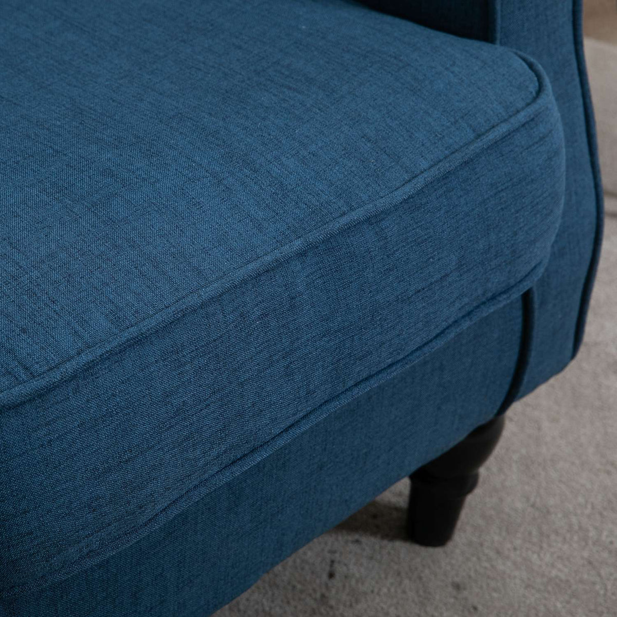Tufted Wing Chair High Back Upholstered Lounge Chair with Rounded Armrests Wooden Legs for Bedroom Living Room up to 160kg Blue