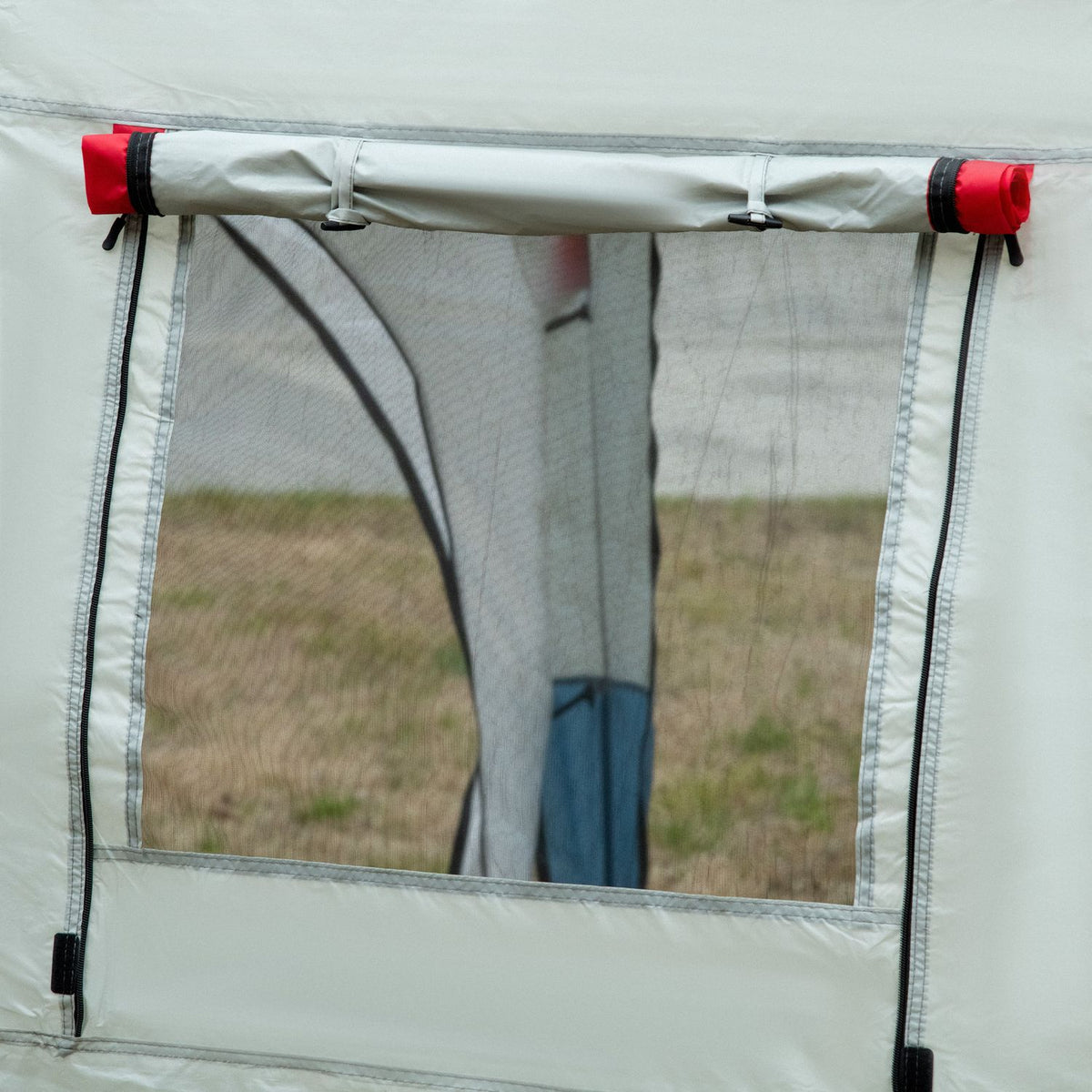 Tunnel tent for 8 people, camping tent with sleeping cabin, living room, family tent with carry bag, groundsheet, group tent with 3 doors, 2000 mm water column, blue