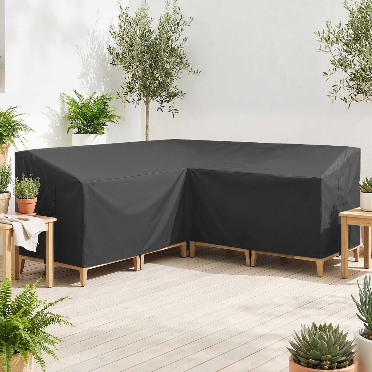 V-Shaped Waterproof Garden Furniture Cover, 420D Oxford, 216x216x78 cm