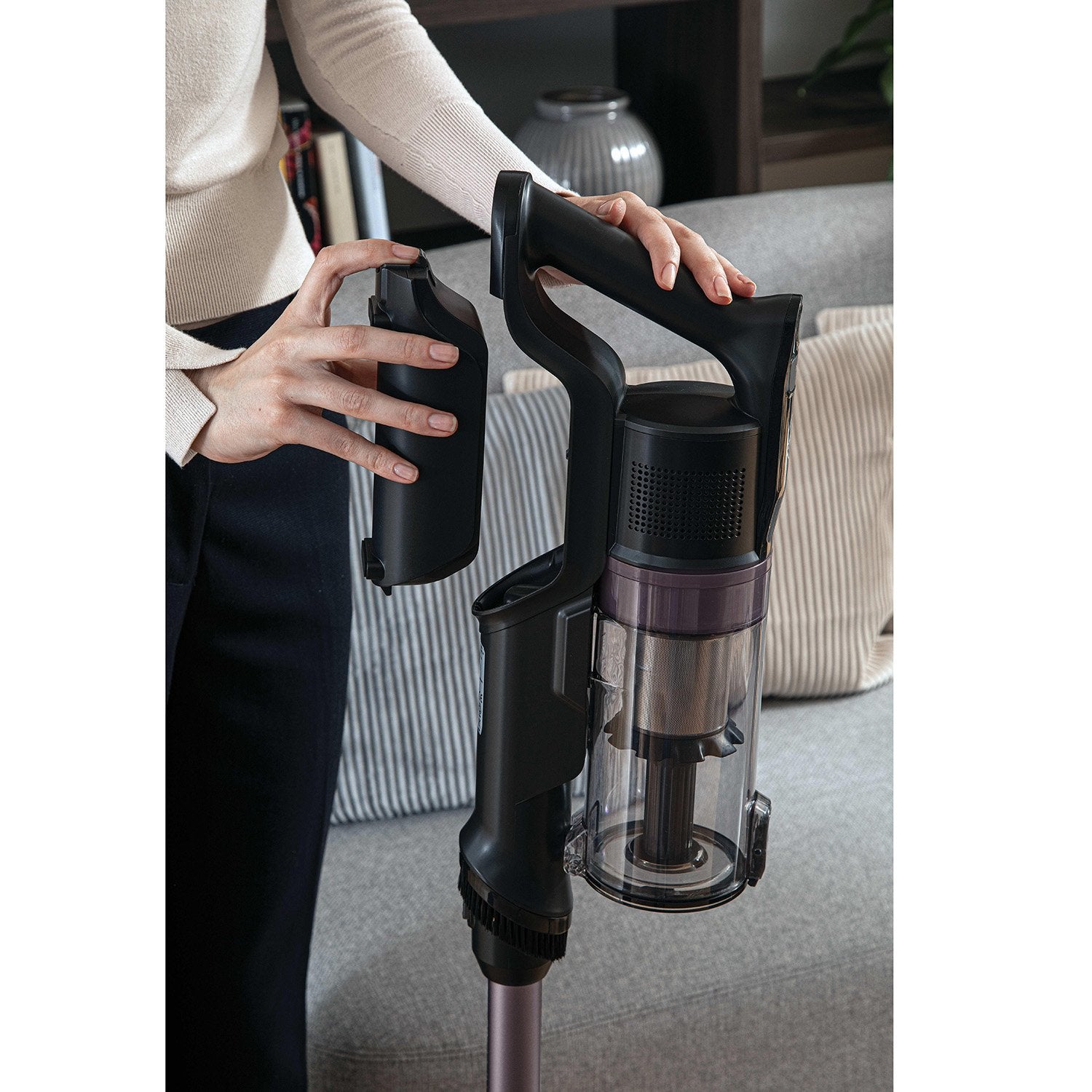 Vacuum Cleaner 165W – Home Use, High Suction