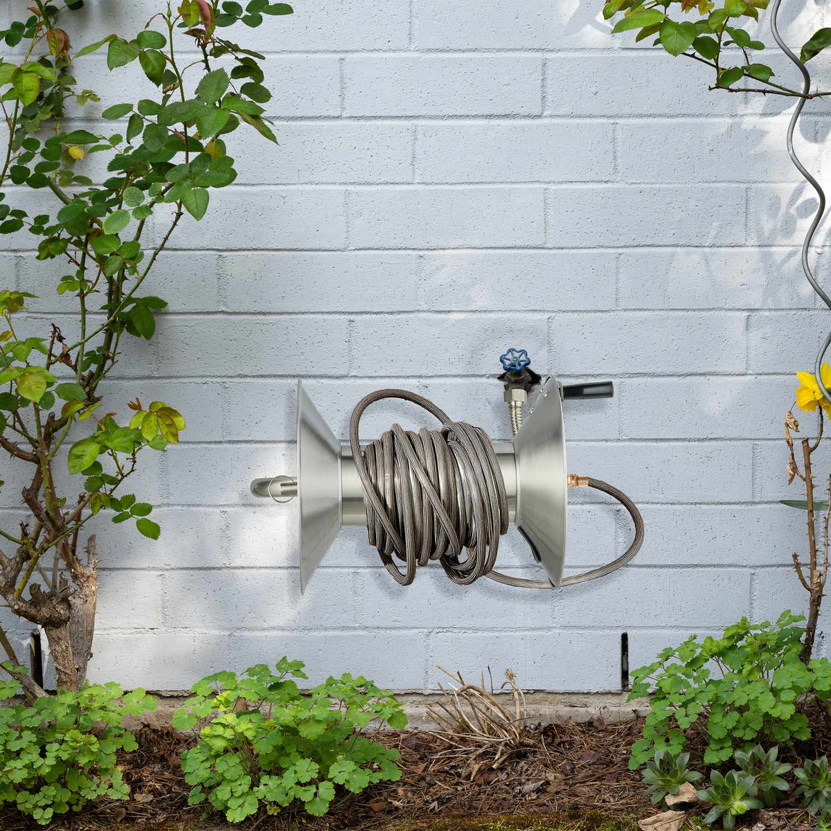Wall-Mounted Garden Hose Reel with Crank Handle