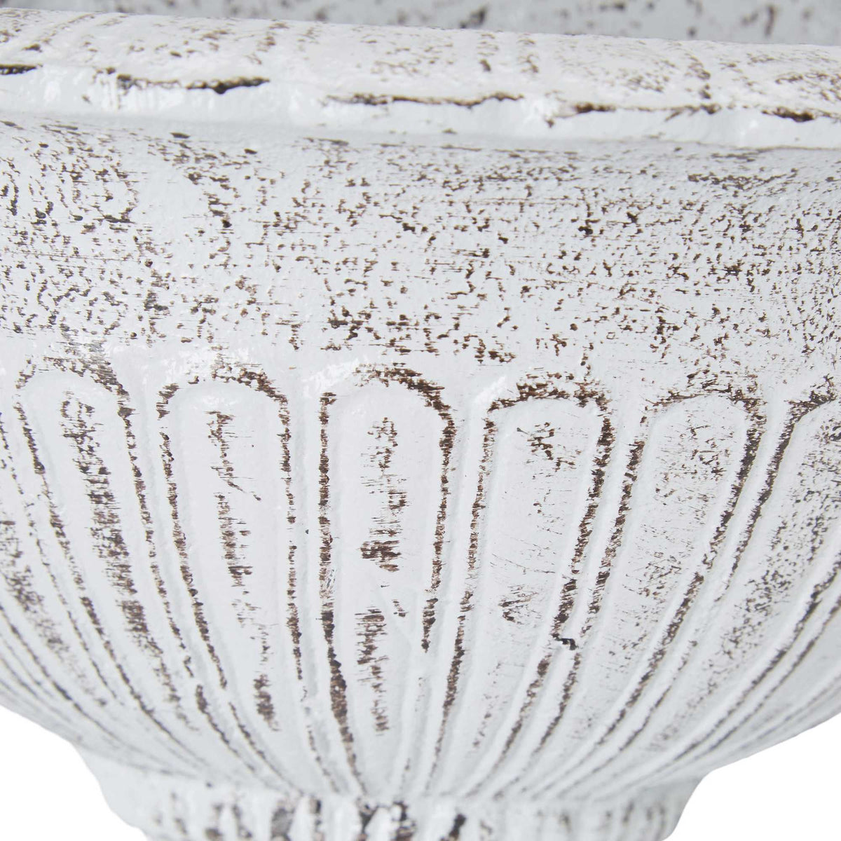 Wall fountain in antique style