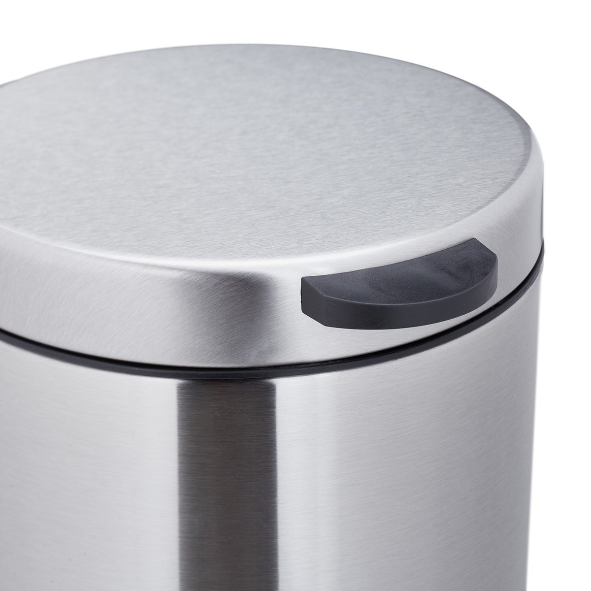 Wall-mounted cosmetics container 5 liters