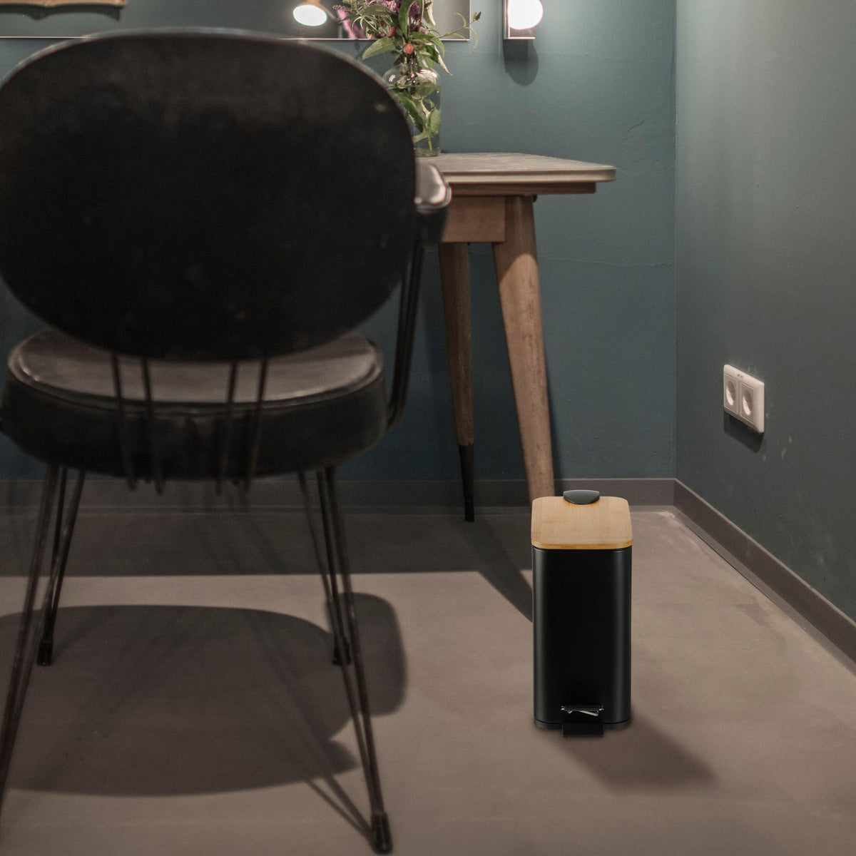 Waste container for bathroom 5 liters with bamboo lid