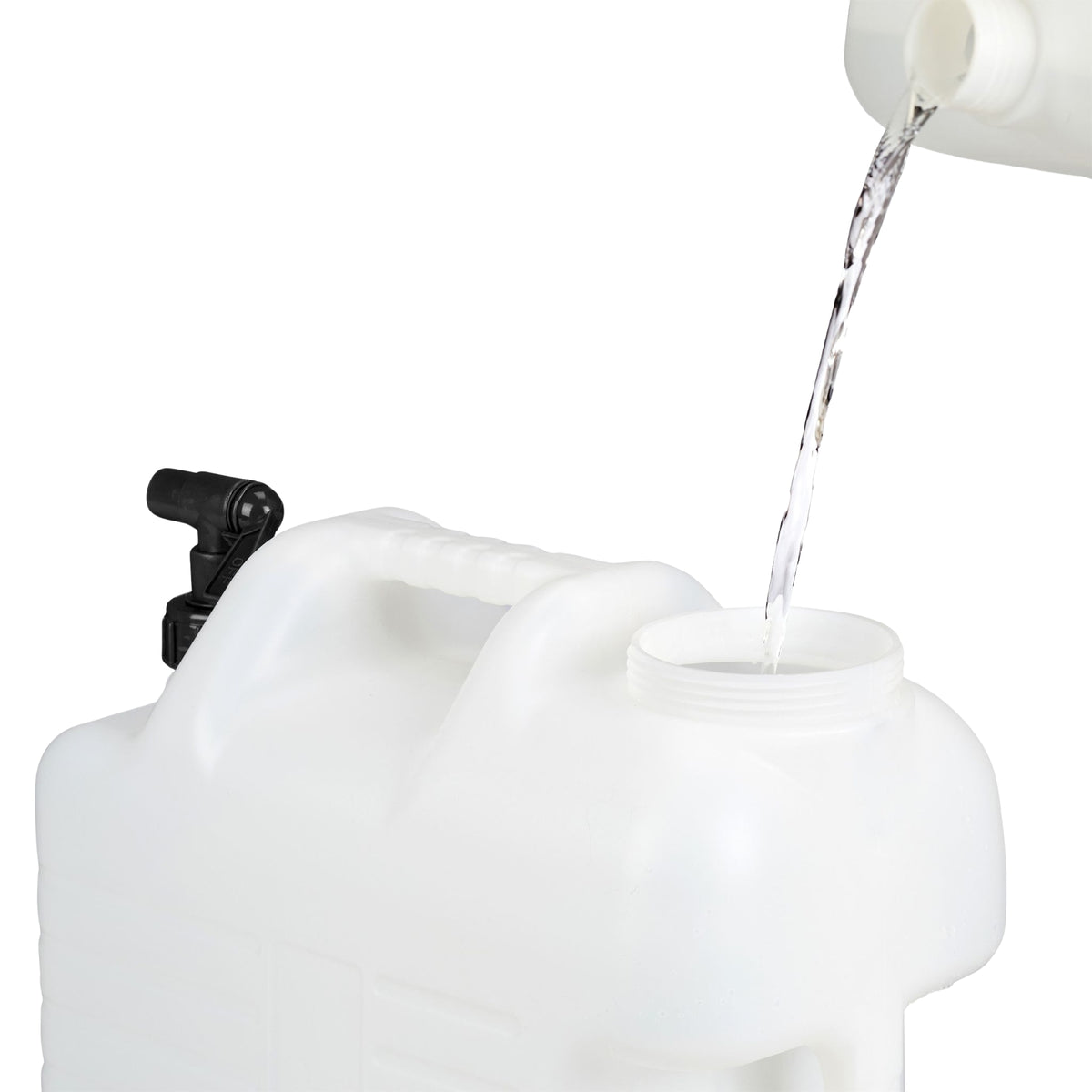 Water tank with faucet